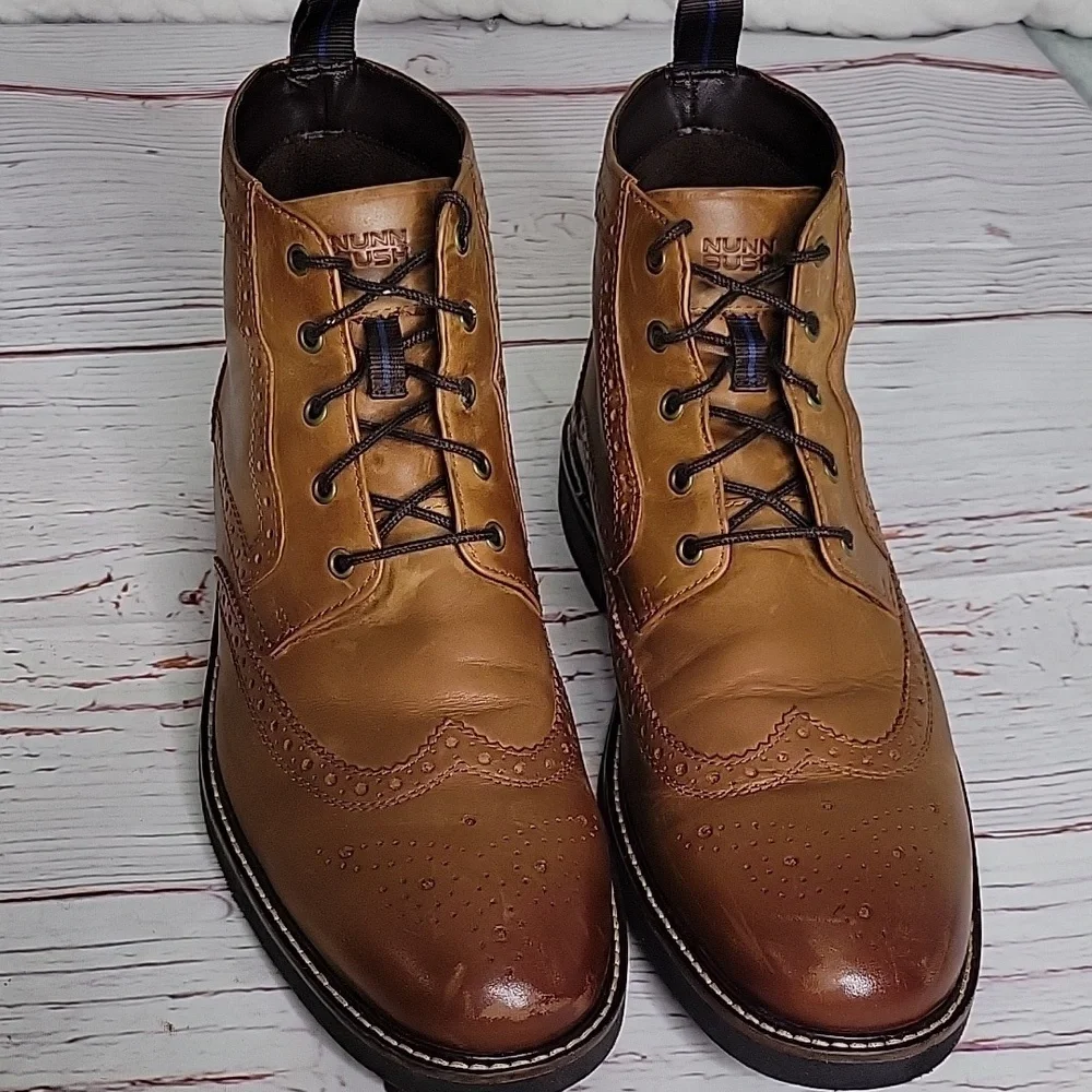 NUNN BUSH Classic Tan Brogue Men's Chuka Boot SIZE 11.5